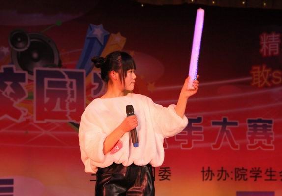 調(diào)整大小 優(yōu)秀獎：張佳佳.jpg