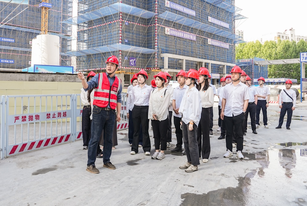 1. 項(xiàng)目觀摩.JPG